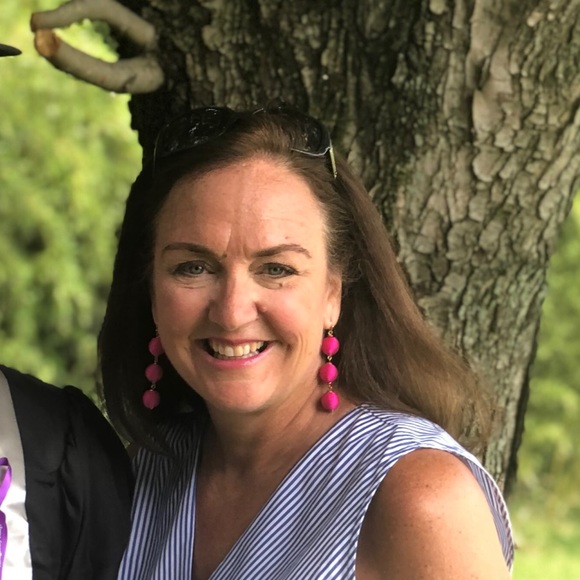 Meet your Posher, Diane - Picture 1 of 1